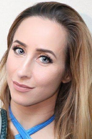 Photo of Alexandra Barrulas from the Latest Netflix gallery