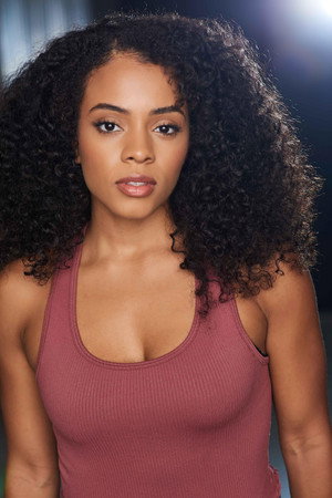 Efrangeliz Medina photo