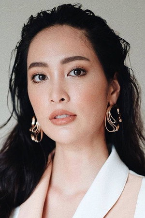 Pitchapa Phanthumchinda photo