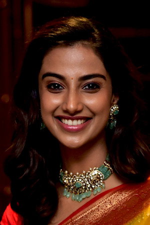 Meenakshi Chaudhary photo