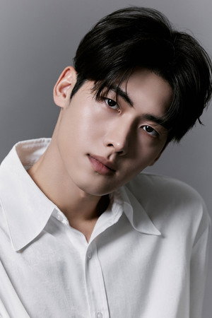 Photo of 김태완 from the Latest Netflix gallery