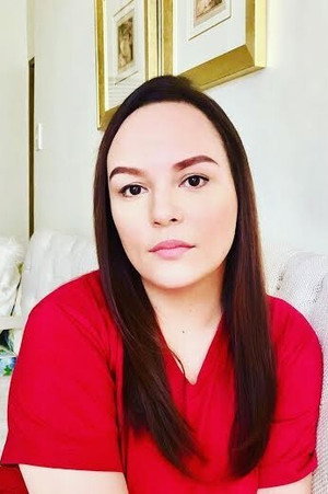 Photo of Matet De Leon from the Latest Netflix gallery