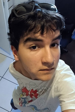 Photo of Lorenzo Fraga from the Latest Netflix gallery
