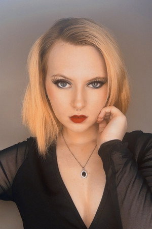 Photo of Abigail Allen from the Latest Netflix gallery