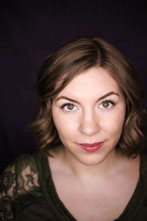 Photo of Kahlie Metz from the Latest Netflix gallery