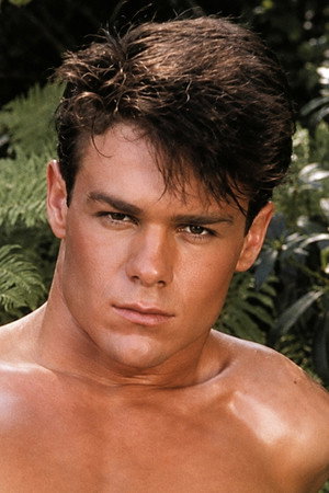 Photo of Karl Thomas from the Latest Netflix gallery