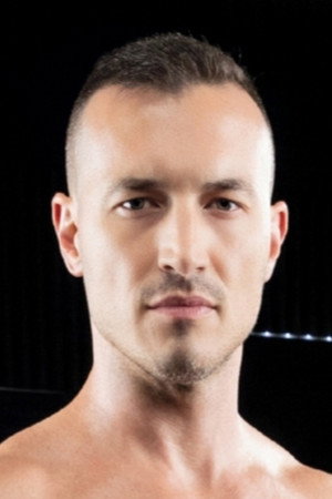 Photo of Derek Kage from the Latest Netflix gallery