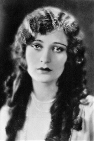 Dolores Costello photo