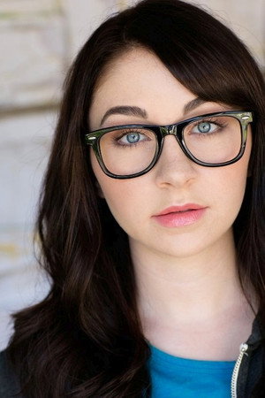 Photo of Larkin Bell from the Latest Netflix gallery