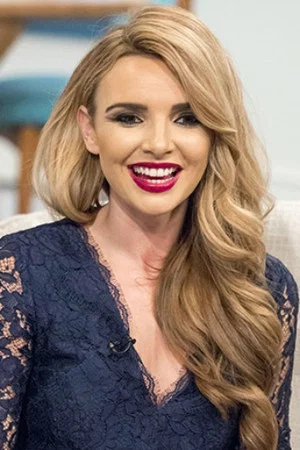 Photo of Nadine Coyle from the Latest Netflix gallery