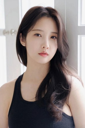 Nam Ji-hyun photo
