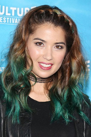 Nichole Sakura photo