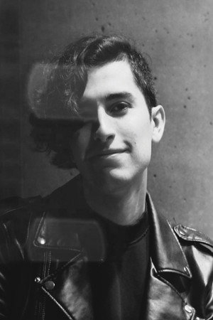 Photo of José Iván Olivares from the Latest Netflix gallery