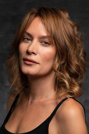 Ebru Cündübeyoğlu photo