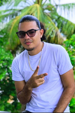 Photo of Raffy Hdz from the Latest Netflix gallery
