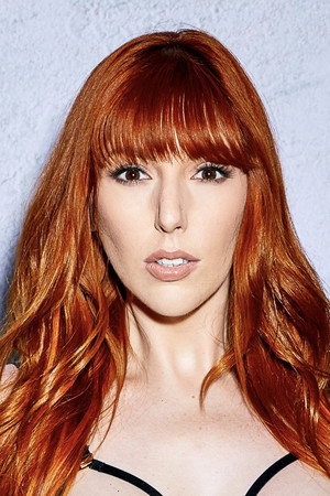 Lauren Phillips photo