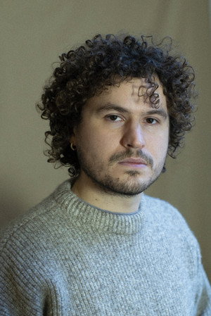 Photo of Victor Dupuis from the Latest Netflix gallery
