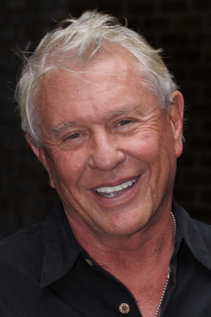 Tom Berenger photo