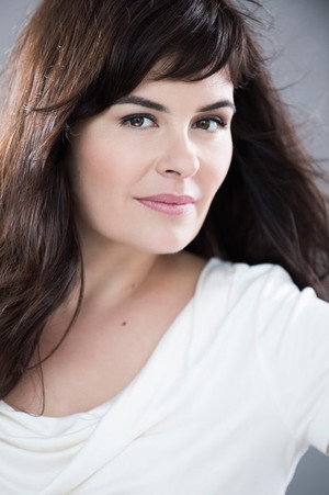 Photo of Ariane Gauthier from the Latest Netflix gallery