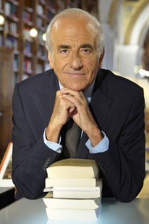 Photo of Jean-Pierre Elkabbach from the Latest Netflix gallery