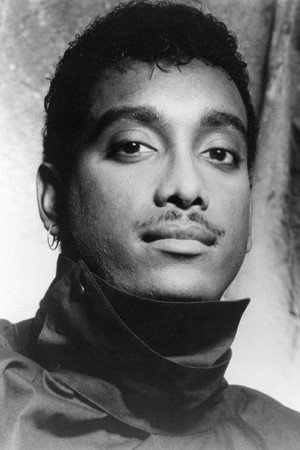 Photo of Tony Thompson from the Latest Netflix gallery