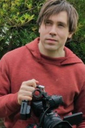 Photo of Adam Starks from the Latest Netflix gallery
