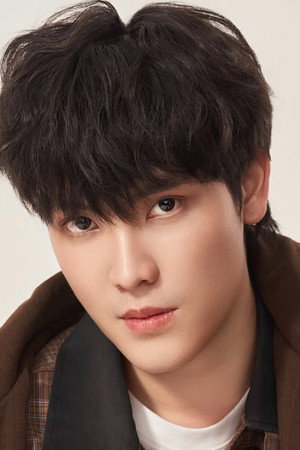 Chinnaphat Kitichaivaranggoon photo