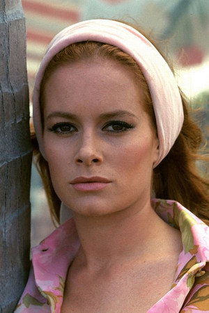 Luciana Paluzzi photo