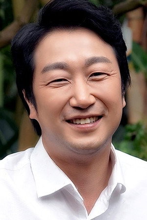 Photo of Lim Jeong-woon from the Latest Netflix gallery