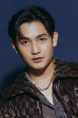 Photo of Pheerawit Koolkang from the Latest Netflix gallery