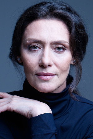 Photo of Maria Fernanda Cândido from the Latest Netflix gallery