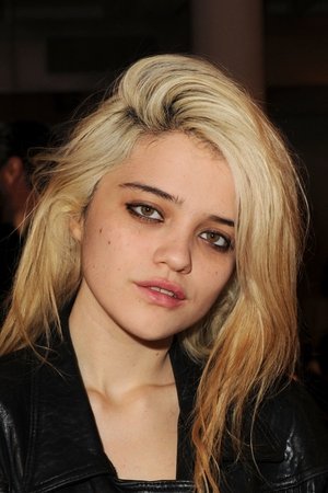 Sky Ferreira photo