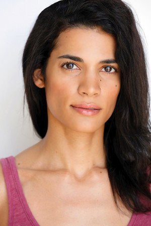Photo of Lauren Neal from the Latest Netflix gallery