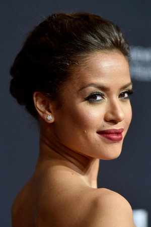 Gugu Mbatha-Raw photo