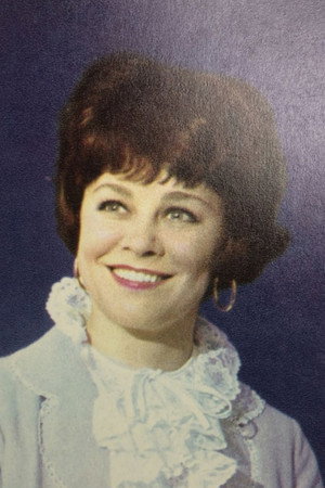 Photo of Rita Gladunko from the Latest Netflix gallery