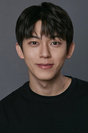 Photo of Yu Hun from the Latest Netflix gallery
