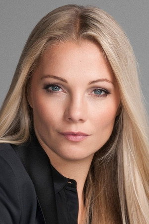Caroline Fleming photo