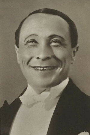 Photo of Hans W. Petersen from the Latest Netflix gallery