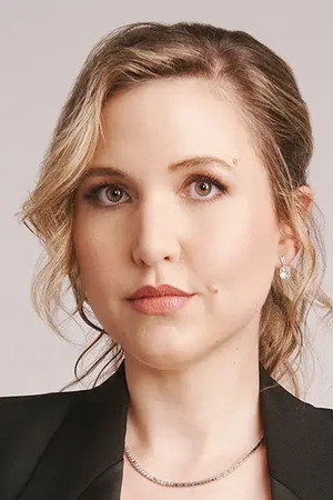 Taylor Tomlinson photo