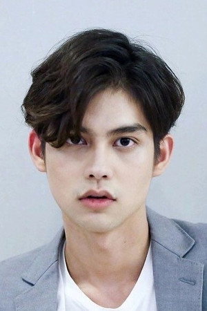 Vachirawit Chivaaree photo