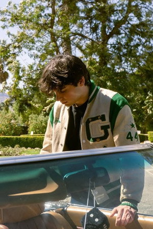 Photo of Noah Andre from the Latest Netflix gallery