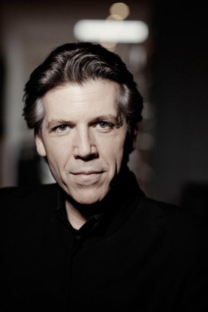Photo of Thomas Hampson from the Latest Netflix gallery