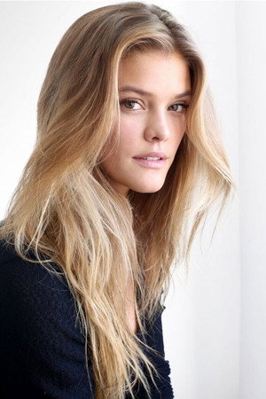Photo of Nina Agdal from the Latest Netflix gallery