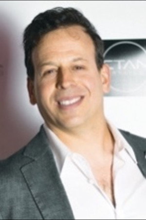 Photo of Eric Weinstock from the Latest Netflix gallery
