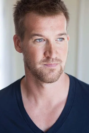 Photo of Kenneth Mitchell from the Latest Netflix gallery