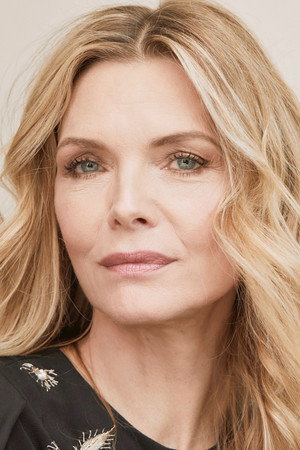 Michelle Pfeiffer photo