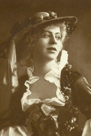 Photo of Lucy Kieselhausen from the Latest Netflix gallery