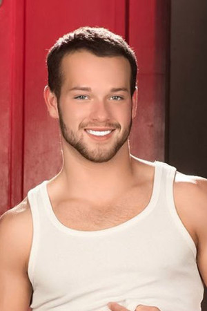 Photo of Luke Adams from the Latest Netflix gallery