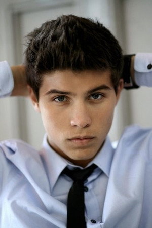 Luke Bilyk photo