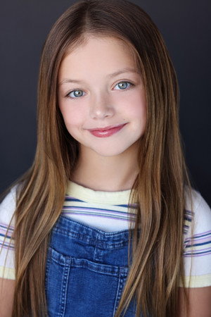 Photo of Emily Mitchell from the Latest Netflix gallery